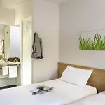 Ibis Budget West Отель