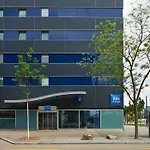 Отель Ibis Budget West