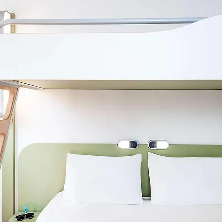 Ibis Budget West * Zurigo