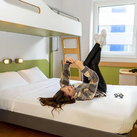 Ibis Budget West Zurich