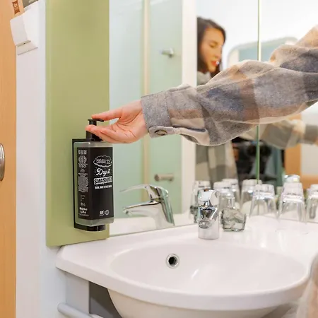 Ibis Budget West Отель