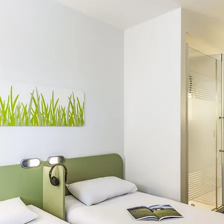 Hotel Ibis Budget West