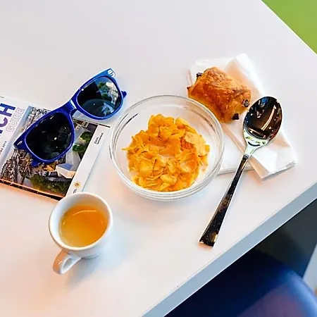 Ibis Budget West Hotel