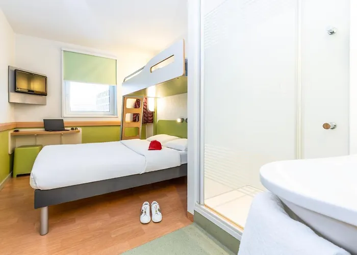 Ibis Budget West Hotel
