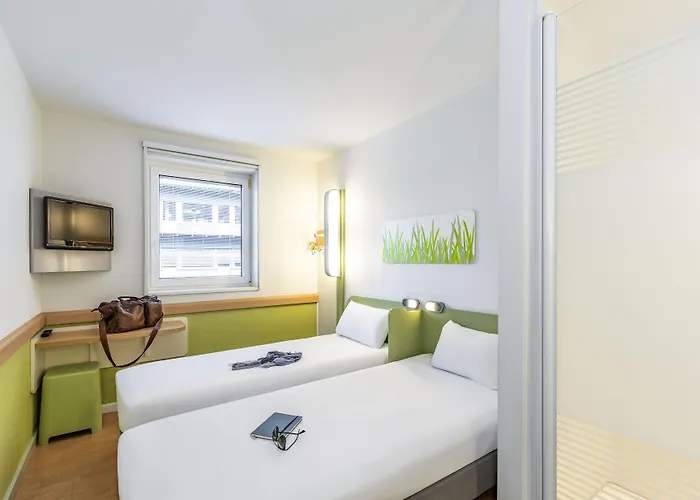 Ibis Budget West Otel