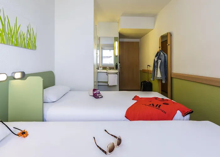 Ibis Budget West