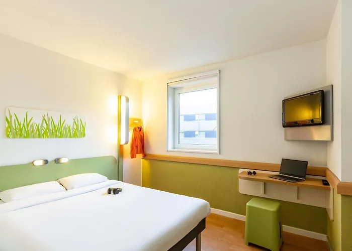 Ibis Budget West * Zürih