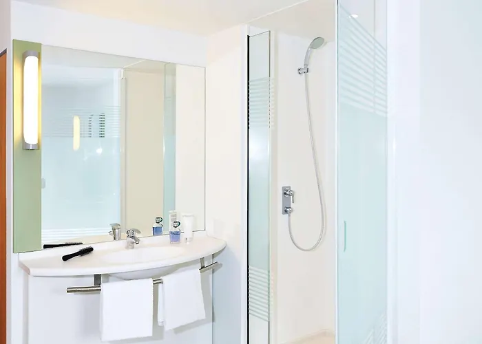 Ibis Budget West * Zurich