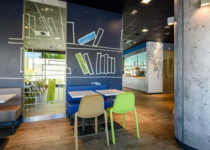 Otel Ibis Budget West *