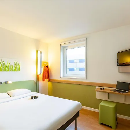 Ibis Budget West Hotel Zurych
